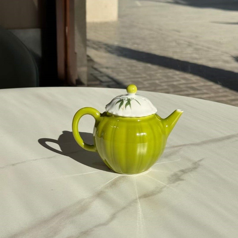 新功茶馆 人工手绘色釉瓜棱壶梨形壶泡茶单壶陶瓷茶壶